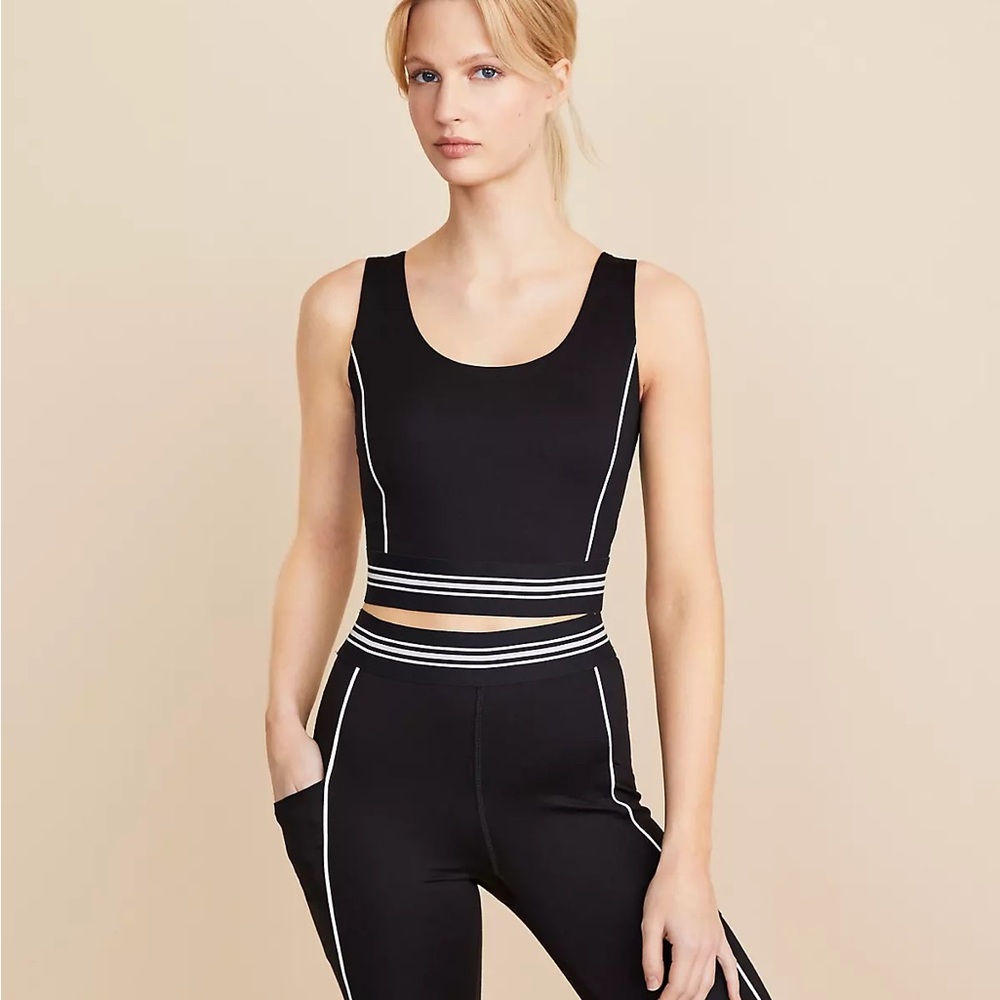 Lou & Grey Piped Softsculpt Bralette Crop Tank